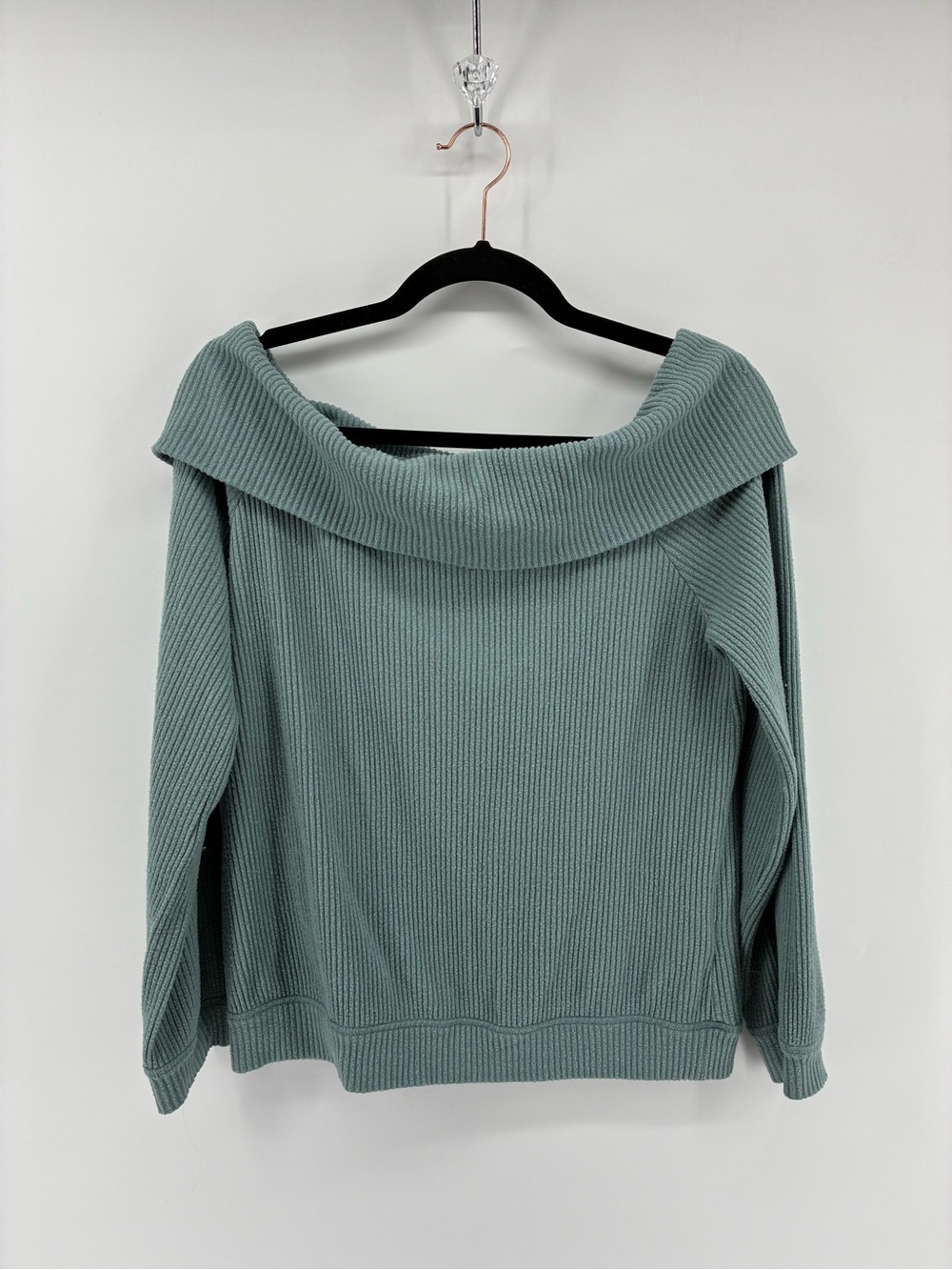 Abercrombie & Fitch  Off-Shoulder Ribbed Sweater - Sage Green